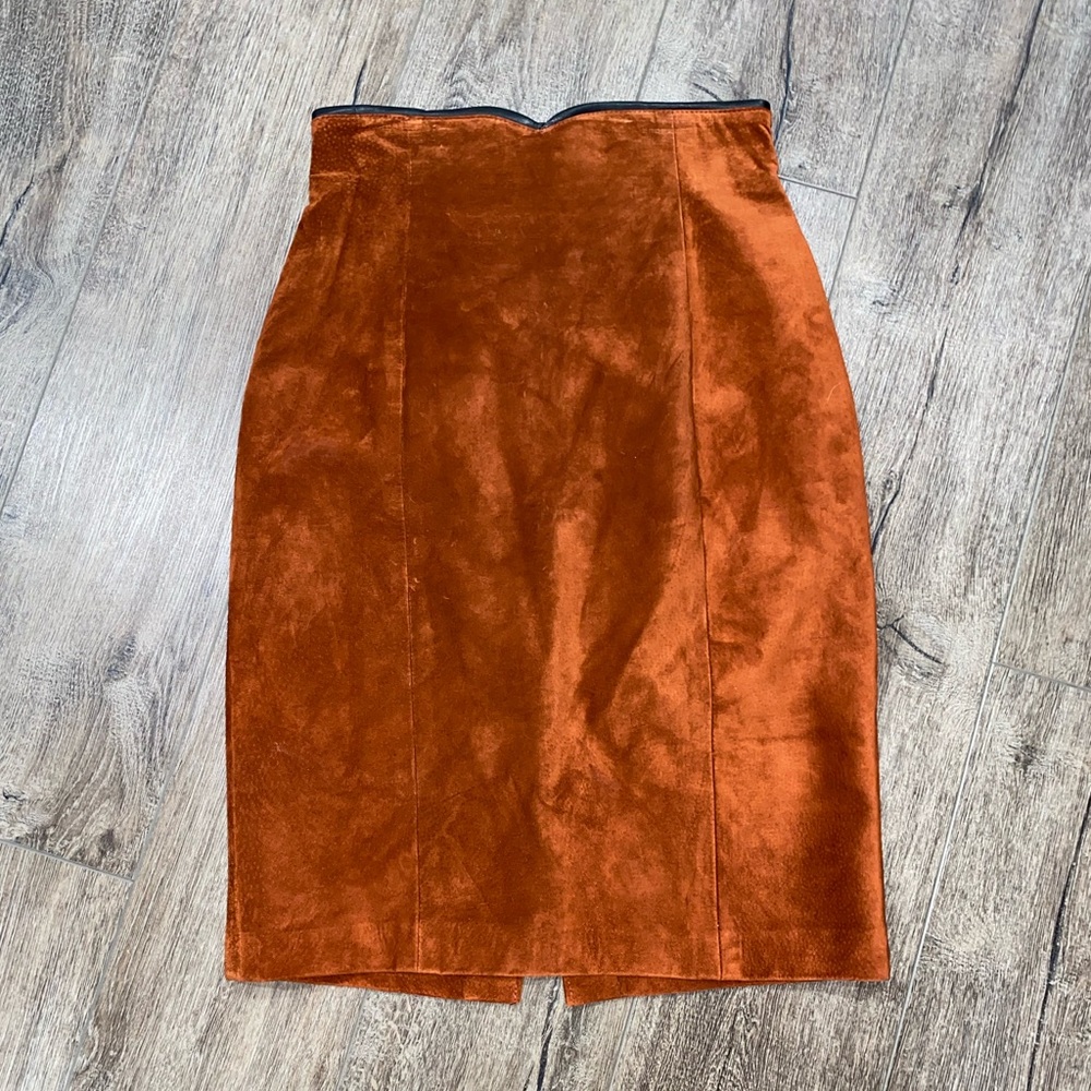 Gorgeous Copper Suede Pencil Skirt. Daniel Leather. SM